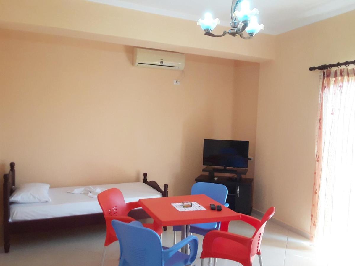 Vila Jakupi Διαμέρισμα Σαράντα Εξωτερικό φωτογραφία